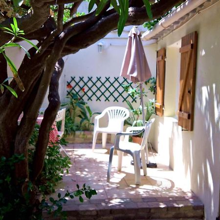 Logement Climatise Avec Jardin Et Parking Pour 2 Personnes En Bord De Plage Ла-Сьота Экстерьер фото