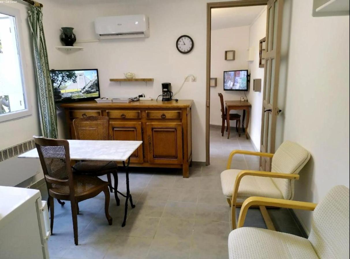 Logement Climatise Avec Jardin Et Parking Pour 2 Personnes En Bord De Plage Ла-Сьота Экстерьер фото